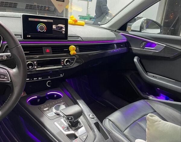 Audi A4 2016 ve Sonrası 30 Renk Ambiyans Aydınlatması