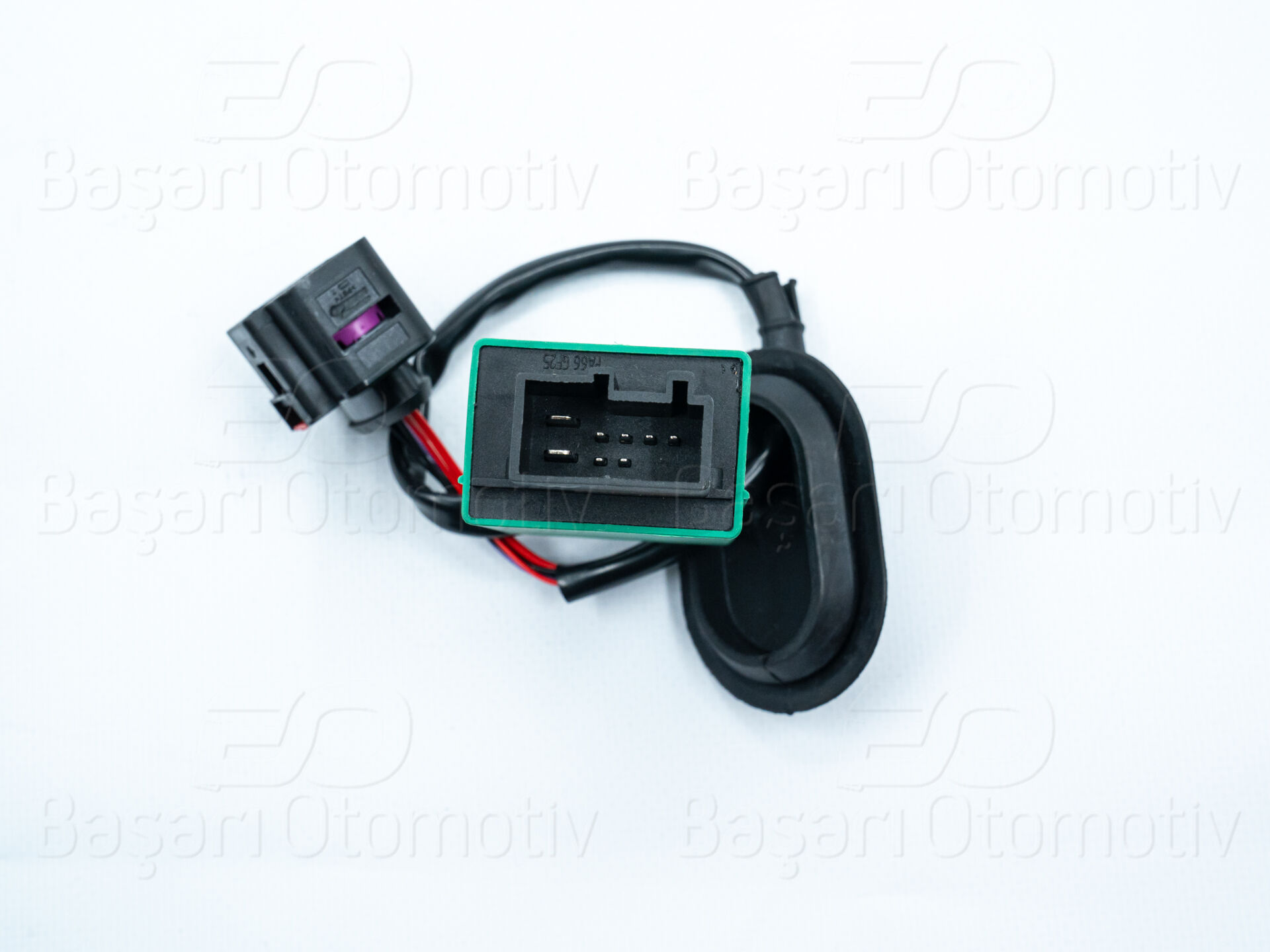 Volkswagen Passat B7 2011-2014 ve Audi TT 2006-2014 Uyumlu Benzin Pompa Rölesi