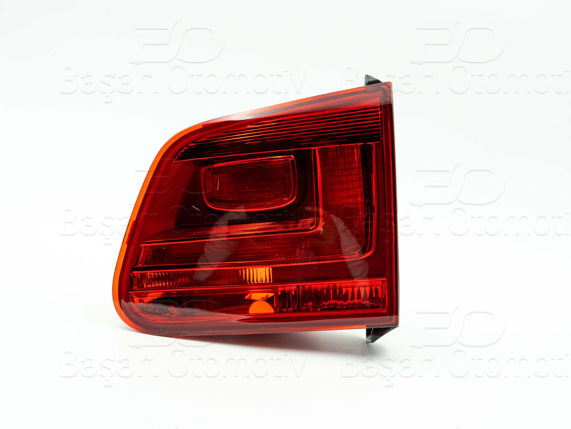 Volkswagen Tiguan (5N_) 2011-2016 Sağ İç Stop Lambası