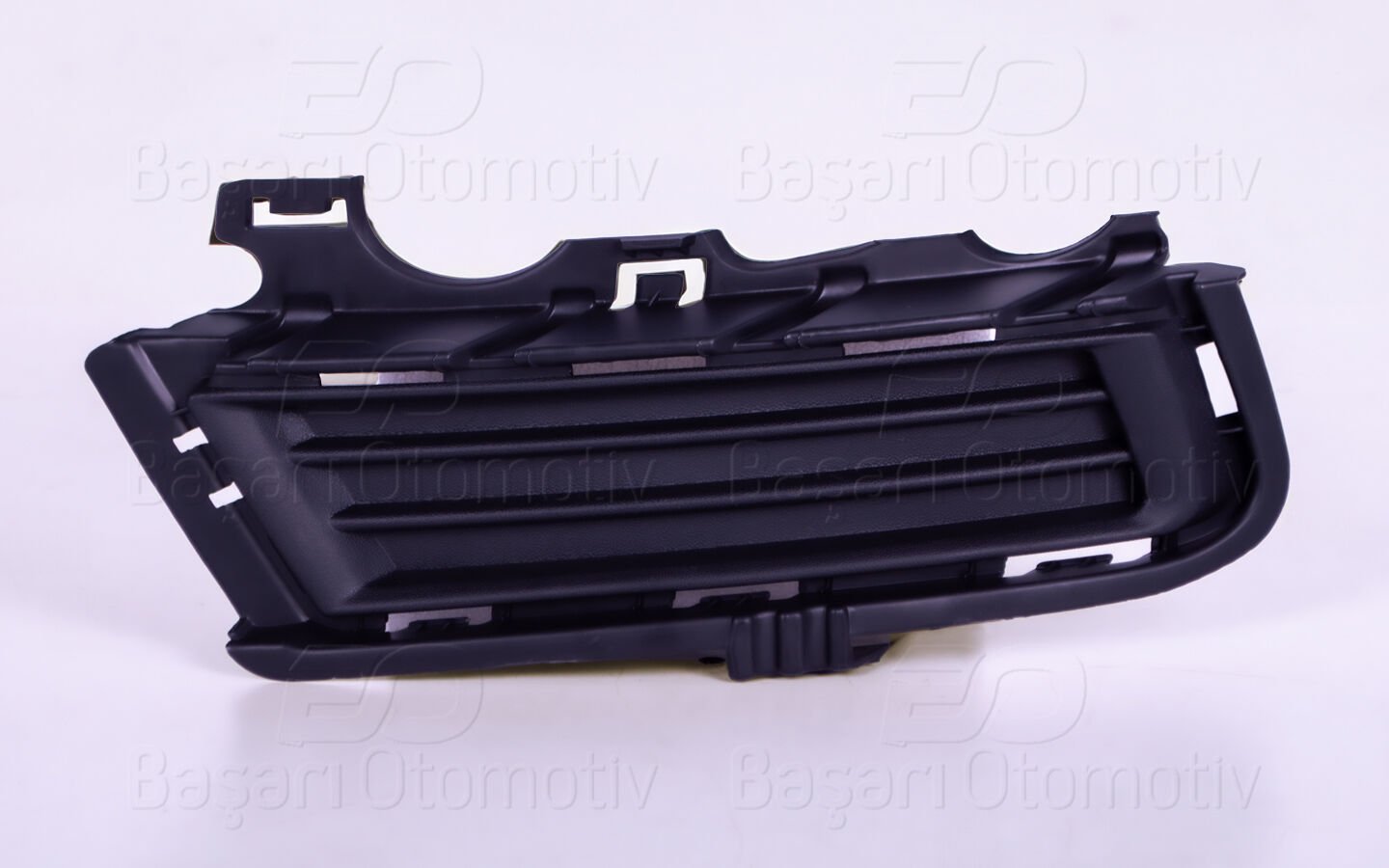 Volkswagen Golf 7 2013-2018 Sağ Tampon Izgarası Sissiz