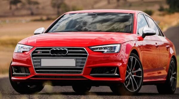 Audi A4 2016-2019 S4 Gri Panjur