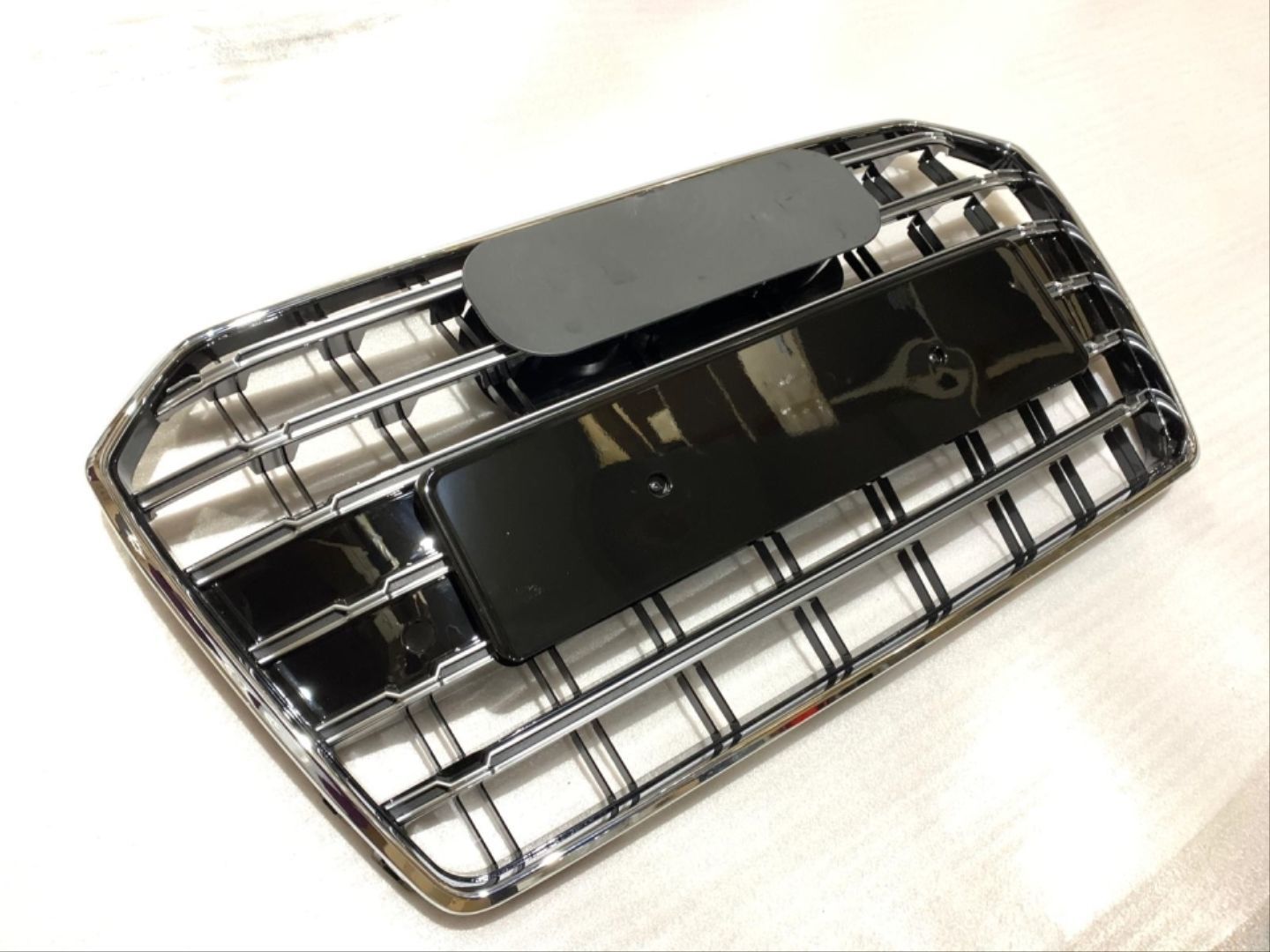 Audi A6 2015-2018 Uyumlu Panjur S6 - Gri