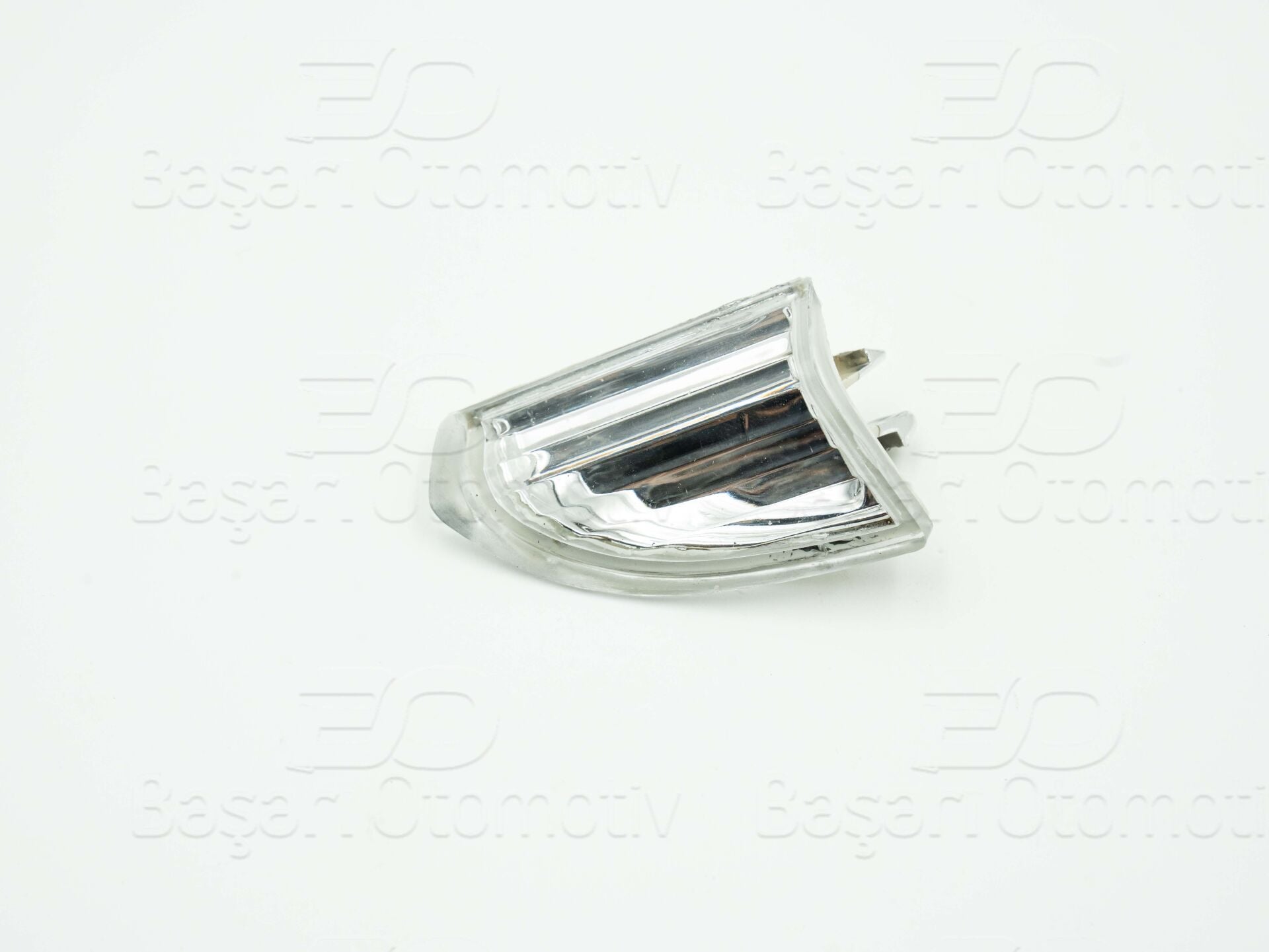 Volkswagen Passat CC 2009-2012 Ön Sağ Beyaz Tampon Reflektörü