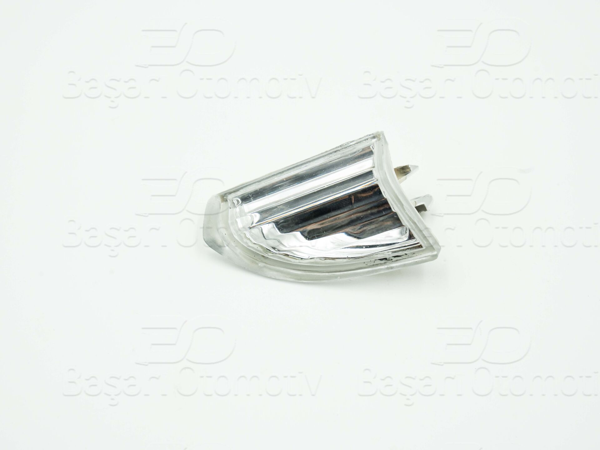 Volkswagen Passat CC 2009-2012 Ön Sağ Beyaz Tampon Reflektörü