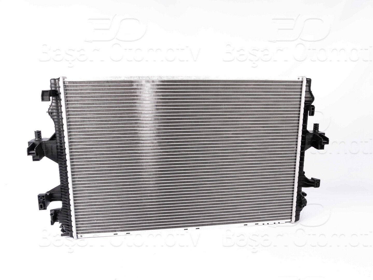 Volkswagen T5 2003-2015 Su Radyatörü Brazing MT 710x470x32 mm
