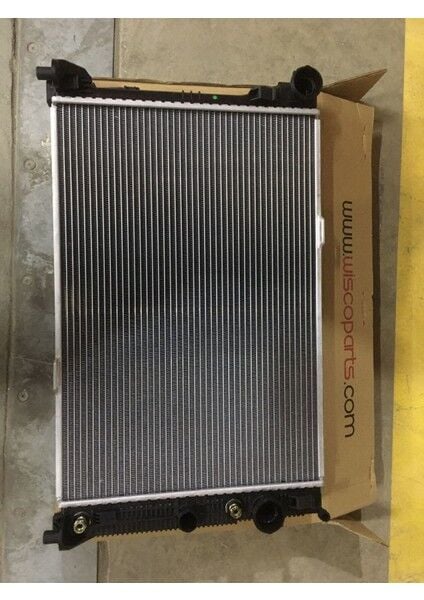 Mercedes-Benz W204 / W207 / W212 C250 CDI / C320 CDI / E200 CDI / E250 CDI Su Radyatörü (Brazing AT 642x438x40 mm)