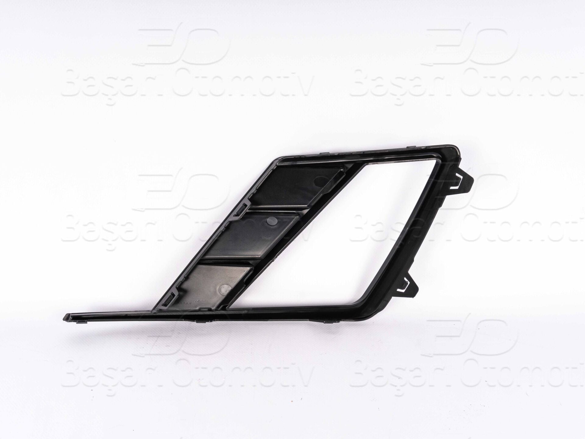 Seat Ibiza 2017 ve Sonrası Ön Sol Tampon Izgarası