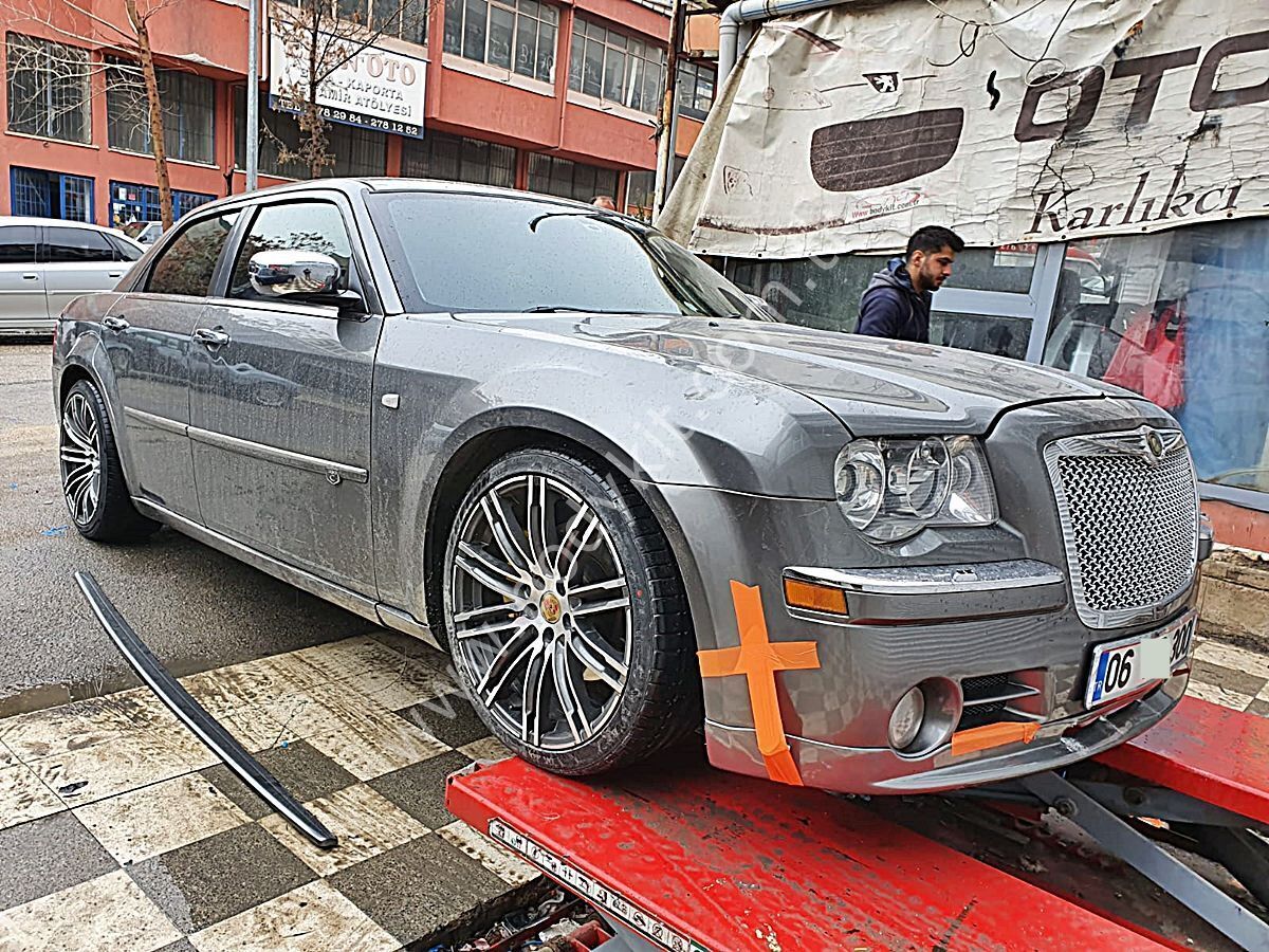 Chrysler 300 C Uyumlu Yedek Parça Ön Tampon Eki
