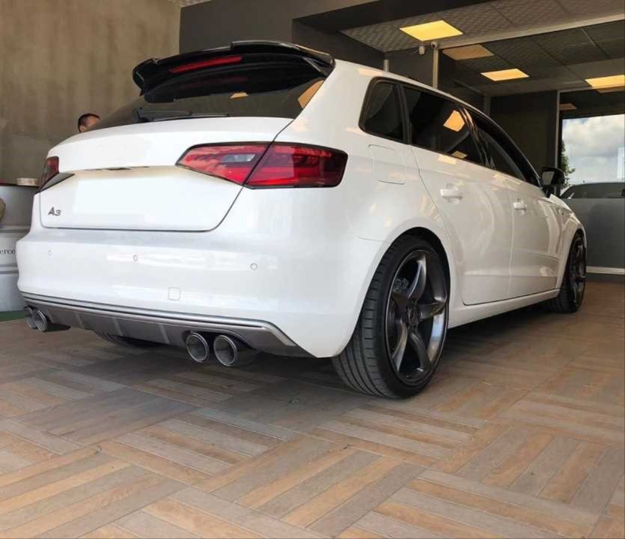 Audi A3 2014-2018 Hatchback Uyumlu Camustu Spoiler - Piano Black / Parlak Siyah