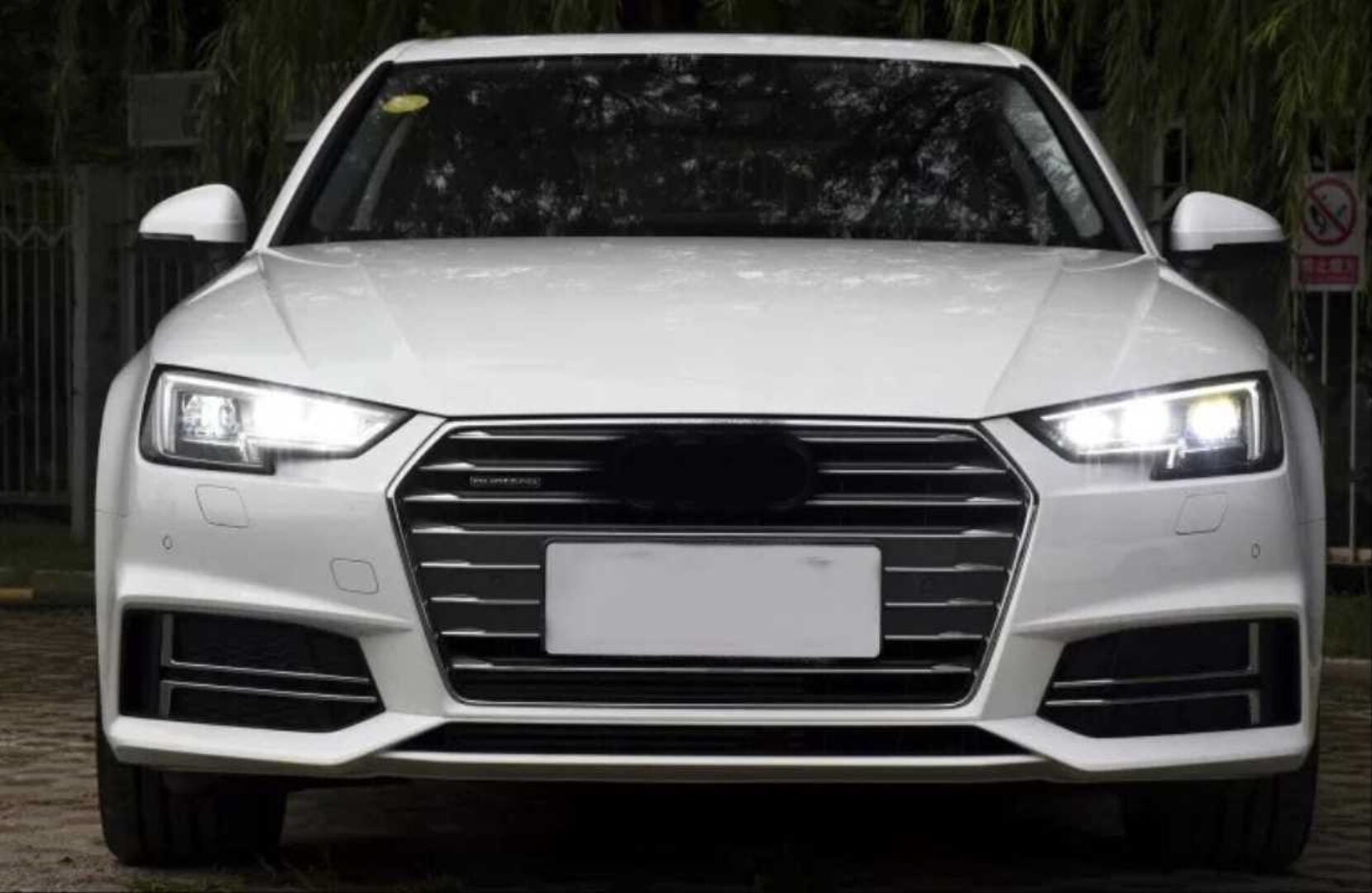 Audi A4 2016-2019 Uyumlu Matrix LED Far