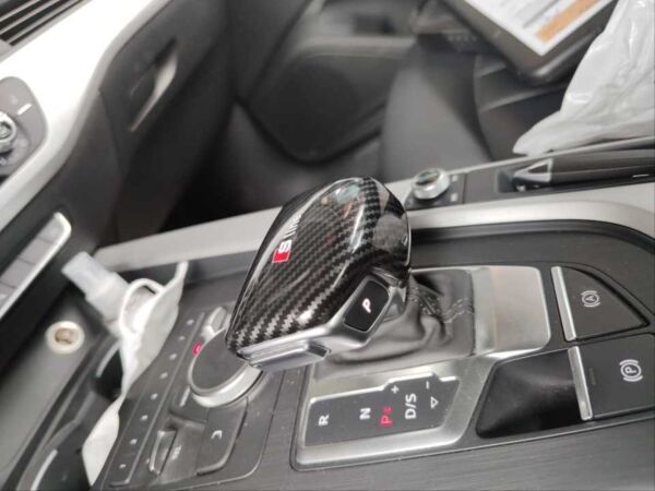 Audi A4 A5 2017 ve Sonrası S-Lıne Vites Topuzu Kaplama