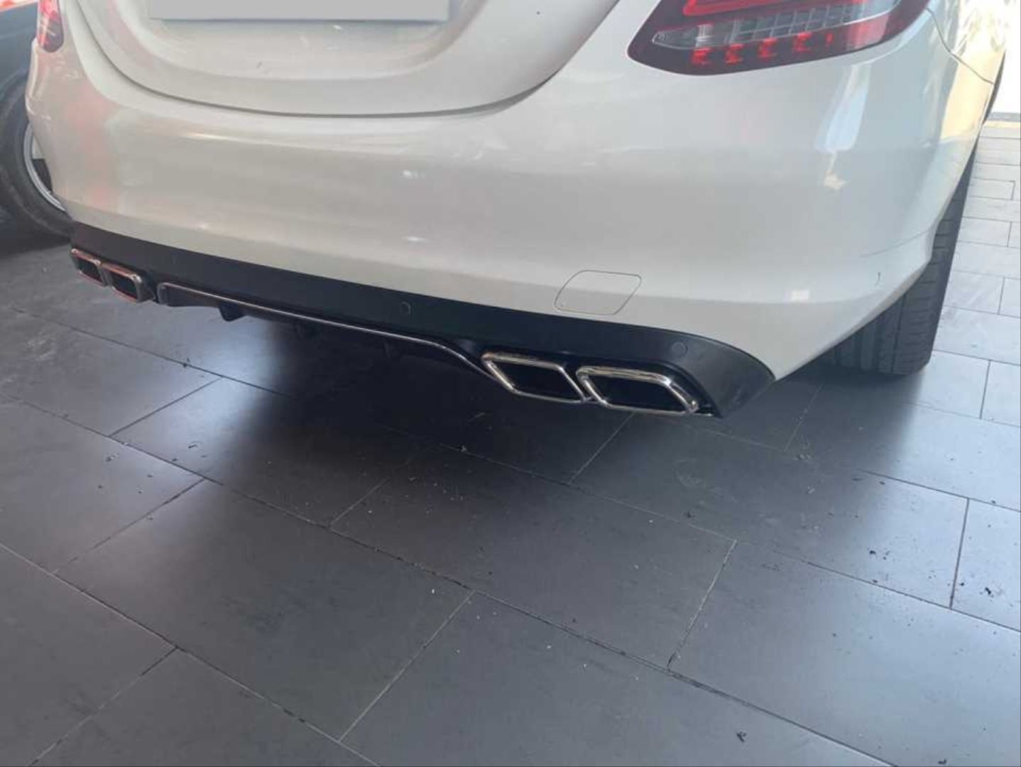 Mercedes W205 C Serisi Uyumlu Normal Sedan Difüzör & Egzoz / Sılver