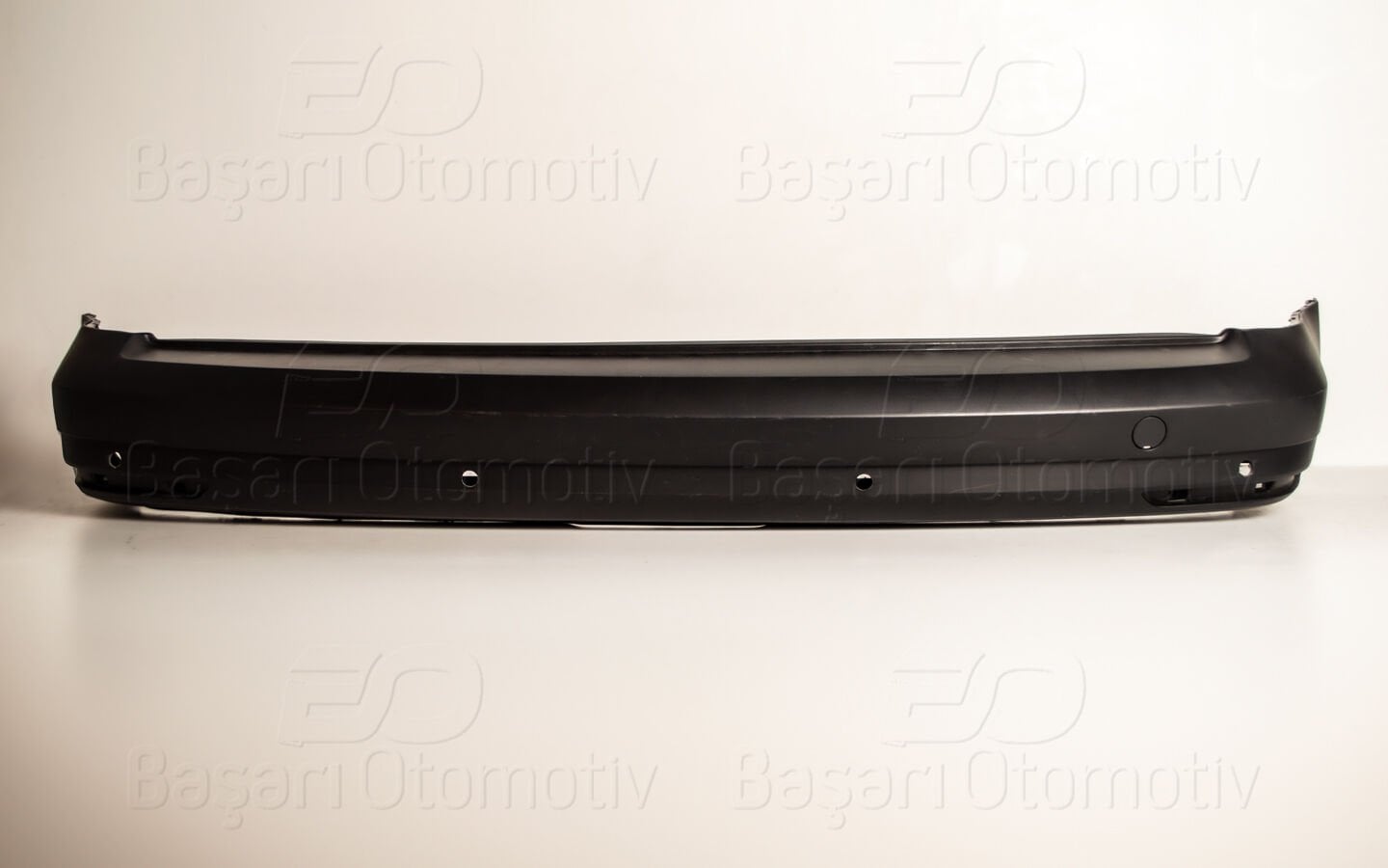 Volkswagen Caddy 2015-2020 Arka Tampon Sensörlü Siyah