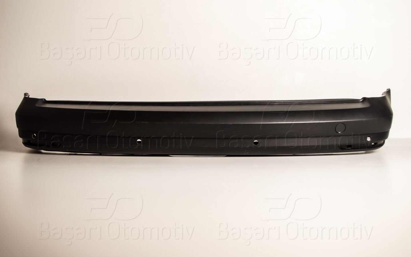 Volkswagen Caddy 2015-2020 Arka Tampon Sensörlü Siyah