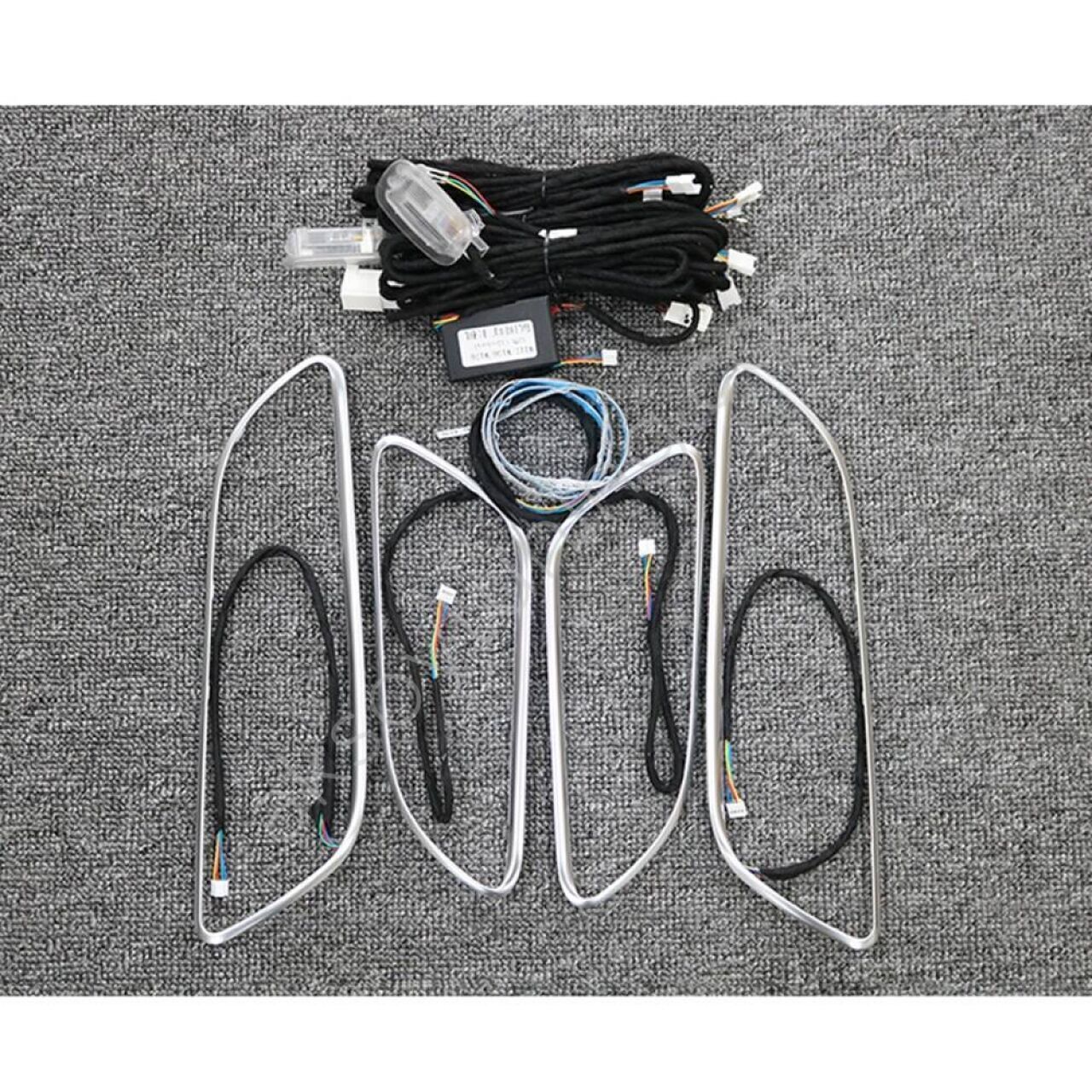 Mercedes GLA-Class W156 Araç Yılı 2014+ İç Kapı Ambiyas Işıklı