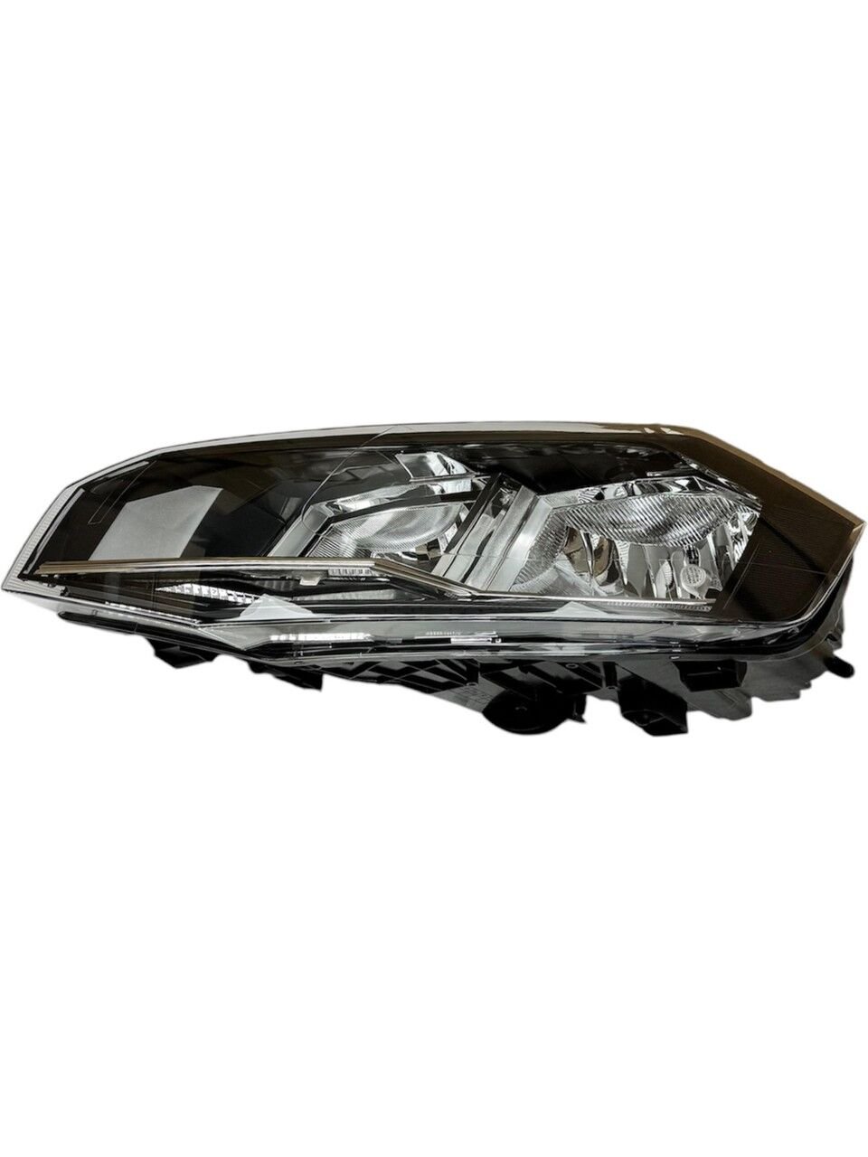 Volkswagen Polo 2018 ve Sonrası Sol Far