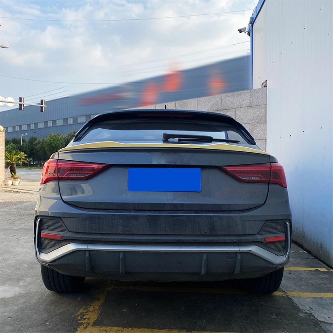 Audi Q3 2019 + Uyumlu Sportback ( F3 ) Mid Spoiler