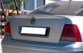 Volkswagen Bora  Uyumlu  Anatomik Spoiler (Boyasız)