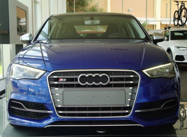 Audi A3 2013-2016 S3 Ön Tampon Panjur Seti