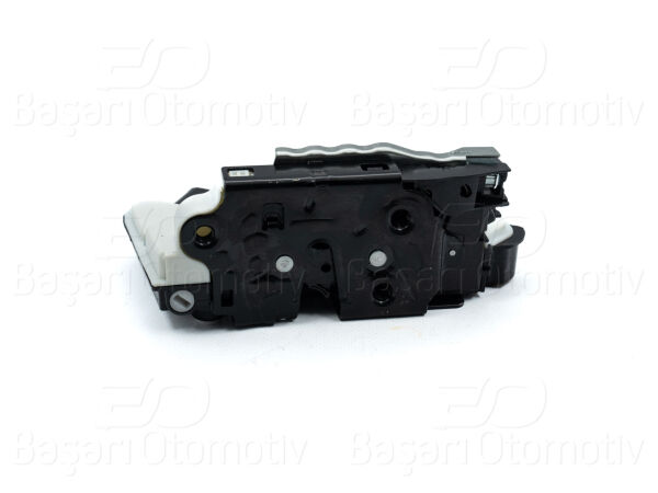 Volkswagen Passat CC Amarok Scirocco Tiguan Audi A1 Seat Ibiza Skoda Superb Fabia Sağ Arka Motorlu Kapı Kilidi 7 Pin