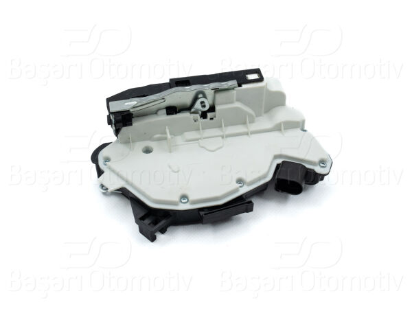 Volkswagen Passat CC Amarok Scirocco Tiguan Audi A1 Seat Ibiza Skoda Superb Fabia Sağ Arka Motorlu Kapı Kilidi 7 Pin