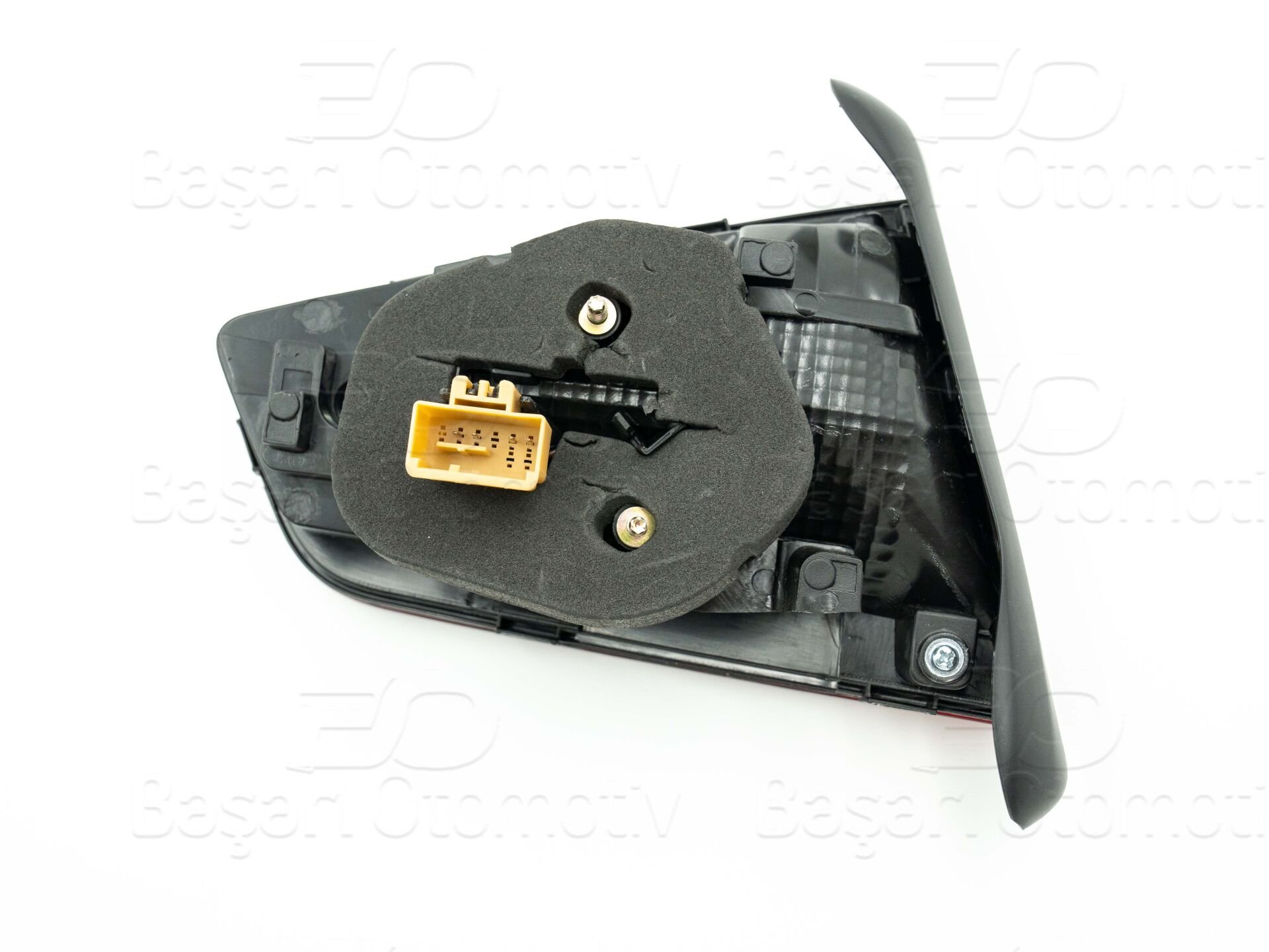 Volkswagen Passat B8 2014-2018 Sağ İç Stop Lambası