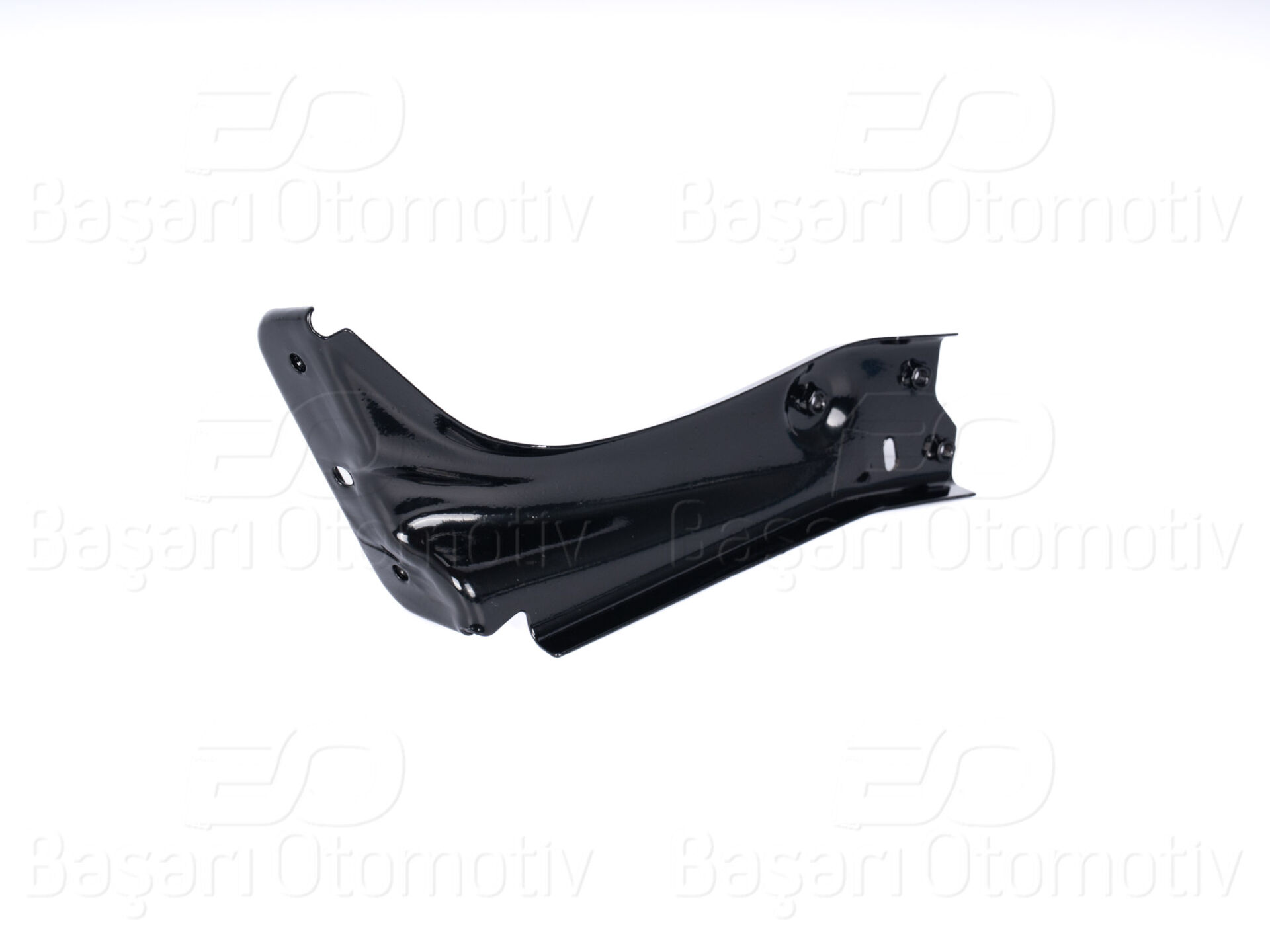 Skoda Octavia 3 2013-2017 Çamurluk Bağlantı Braketi Ön Sol