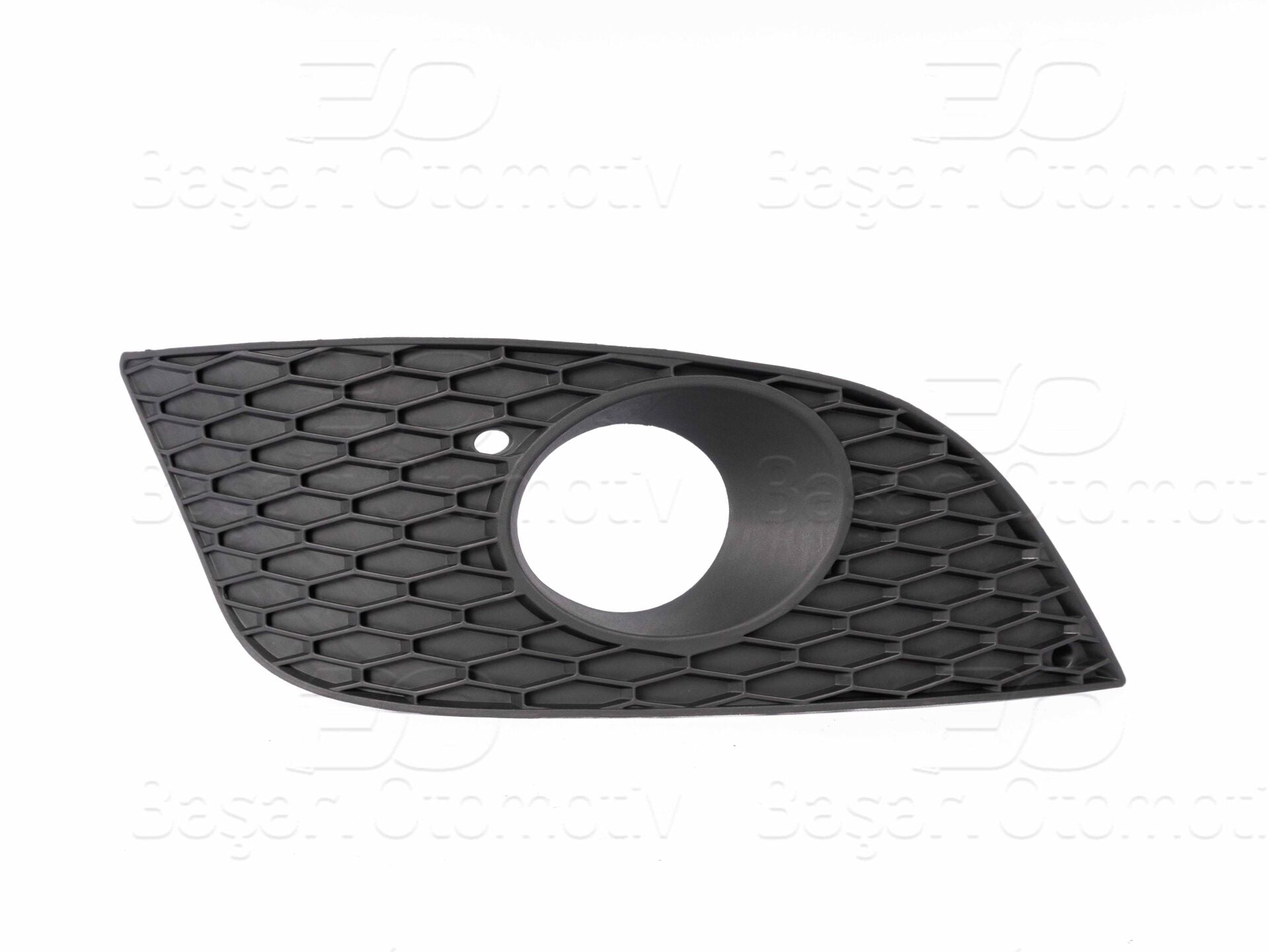Seat Leon Ön Sağ Sisli Tampon Izgarası