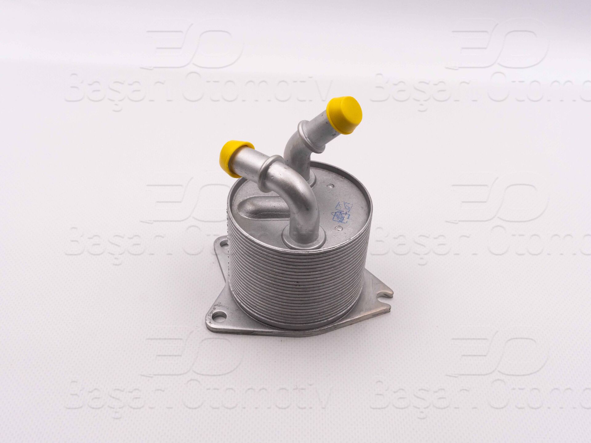 Volkswagen Golf 8 Audi A3 Sportback Seat Leon 2019 ve Sonrası Kütüklü Olmayan Yağ Soğutucusu