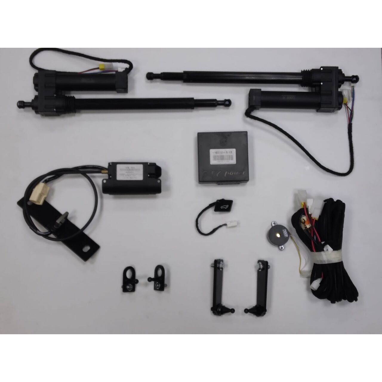 Volvo S60 2014+ Uyumlu Yedek Parça Çift Motor Otomatik Bagaj Açma