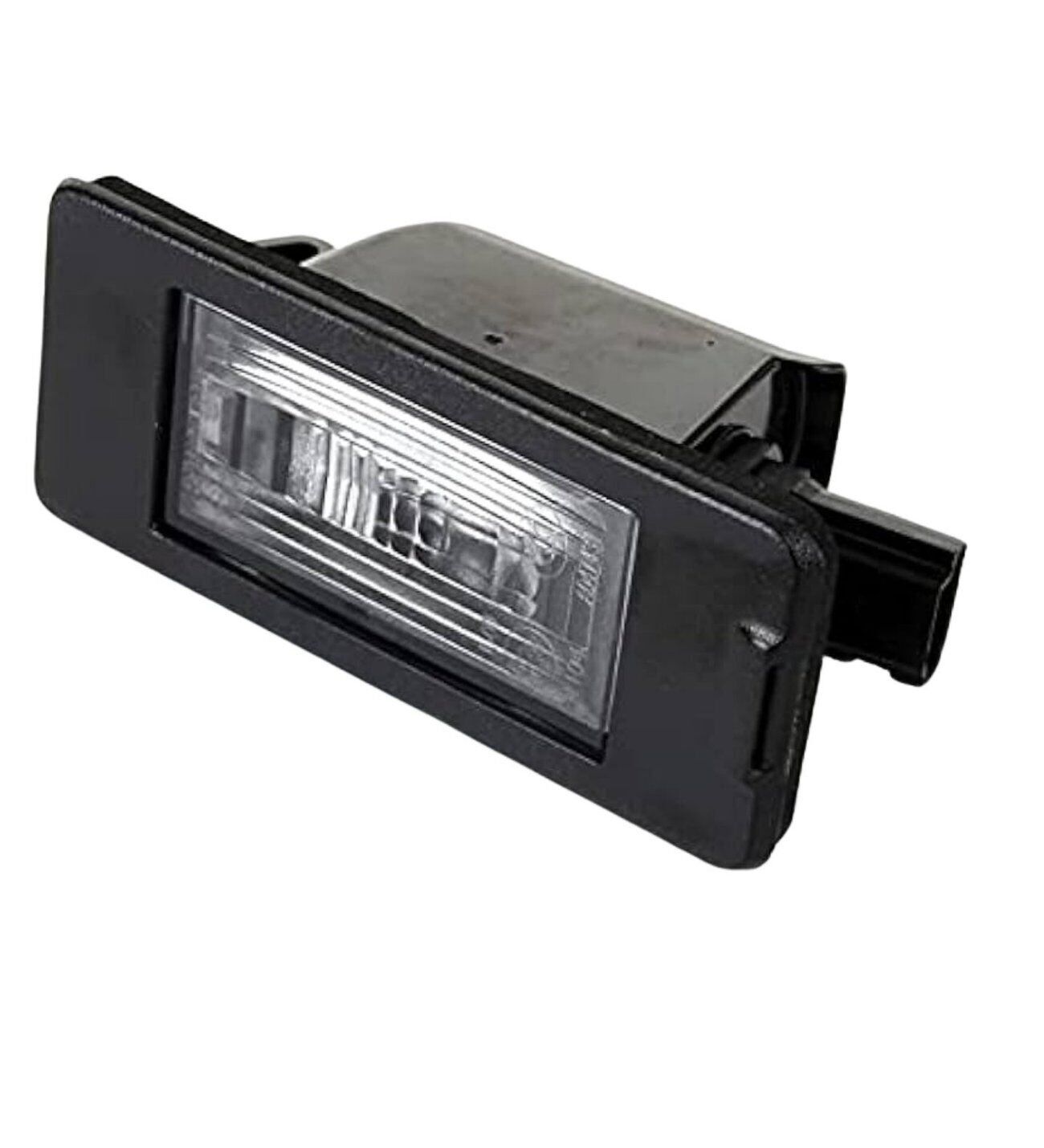 Opel Astra J 2010 ve Sonrası Uyumlu Arka Plaka Lambası