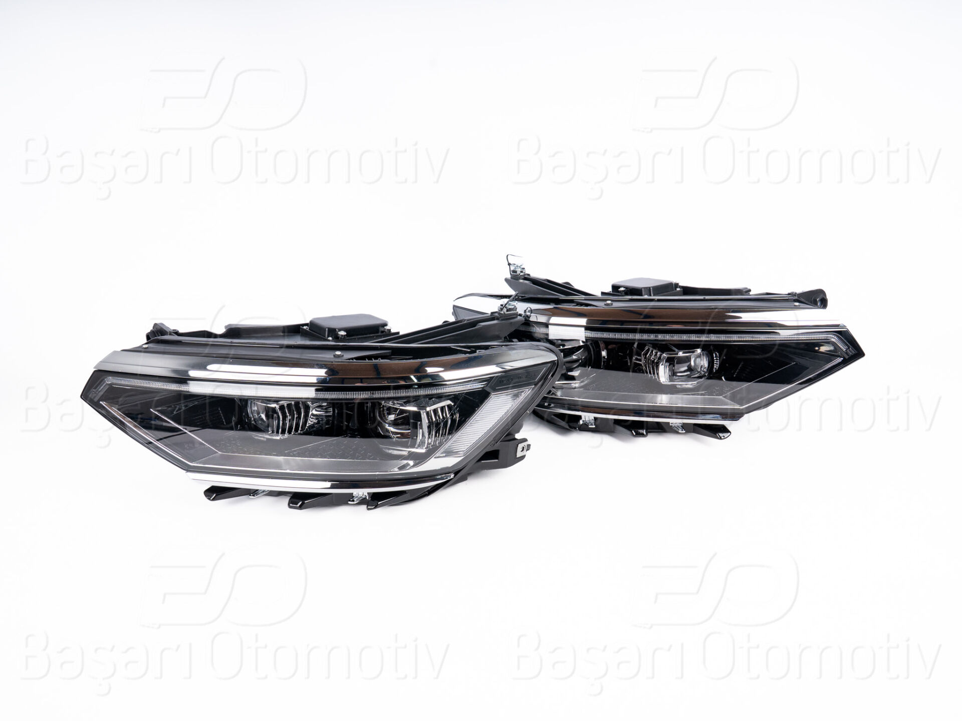 Volkswagen Passat B8.5 2019-2024 Far Seti Sol Sağ (Full LED)