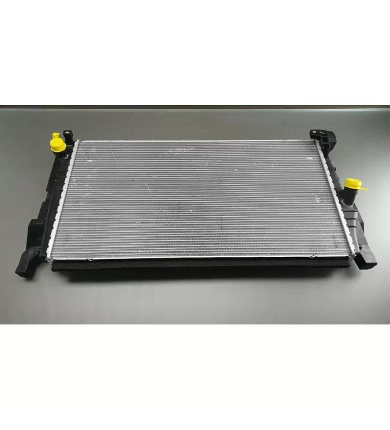BMW 2 Serisi 216i 218i F45 F46 Mini F55 F56 F57 F60 X1 F48 1.5 Benzinli Su Radyatörü Brazing MT 680X362X26