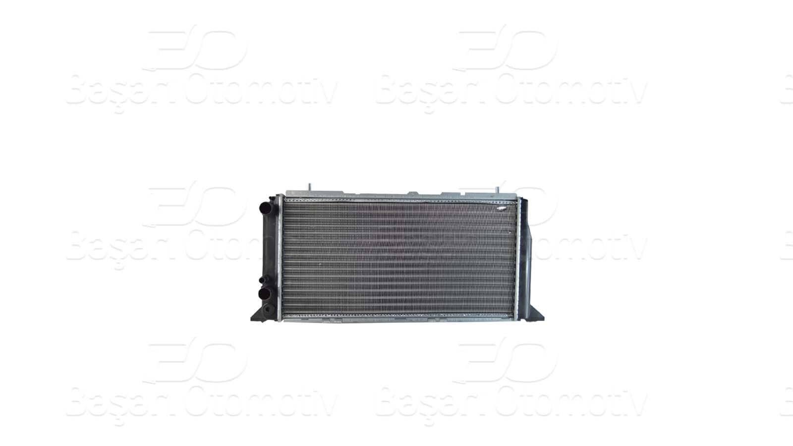 Audi A80 1.6 1.8 1986 Su Radyatörü Mekanik MT 600x303x34
