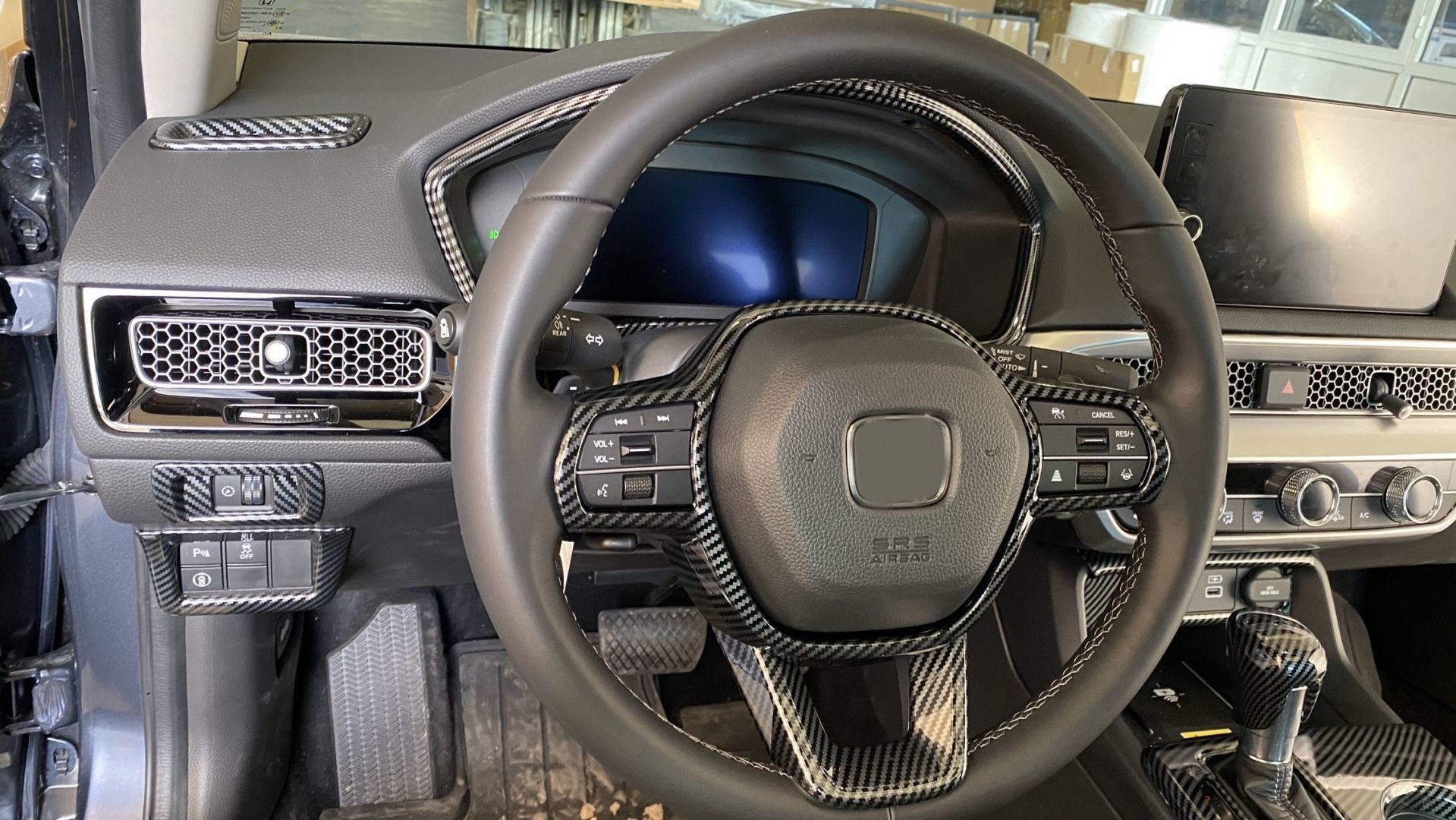 Honda  Civic FE1 2022+ Uyumlu Direksiyon Kaplama Seti / 2 Parça Karbon