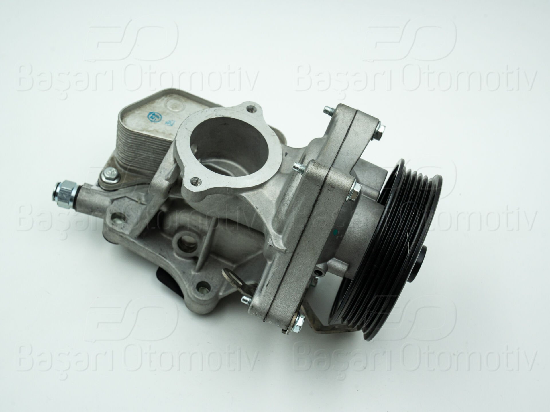 Chevrolet Cruze 2016-2020 Yağ Filtre Kutusu Komple (Soğutucu Üzerinde)