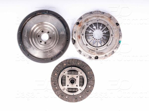 Volkswagen Golf 4 Bora Sharan Audi A3 Seat Toledo 1.9TDI Debriyaj Seti + Volant
