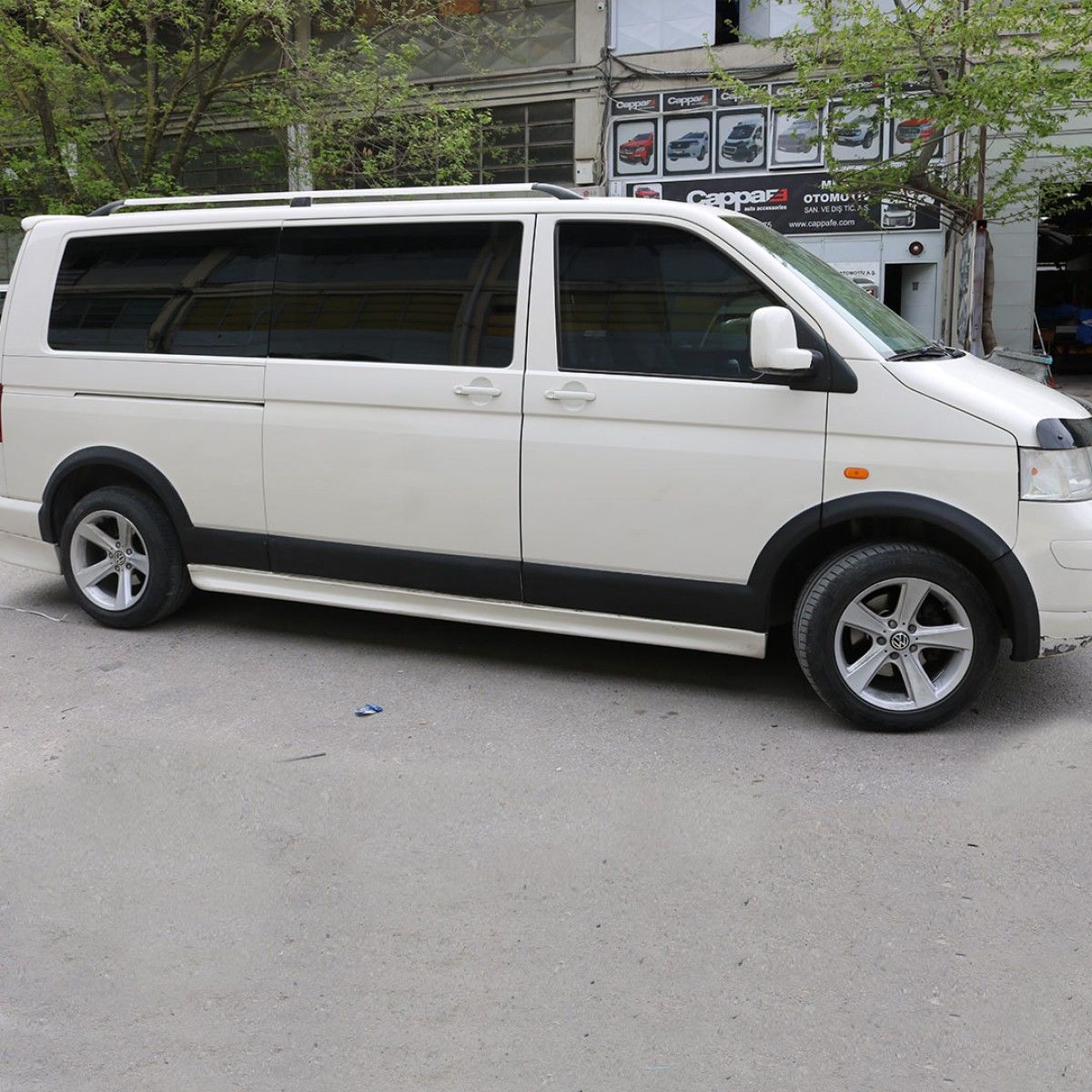 Volkswagen Transporter T5 Uzun Şasi 2009 - 2014 Çamurluk Kapı Dodikleri Set 11 Parça Çift Sürgü