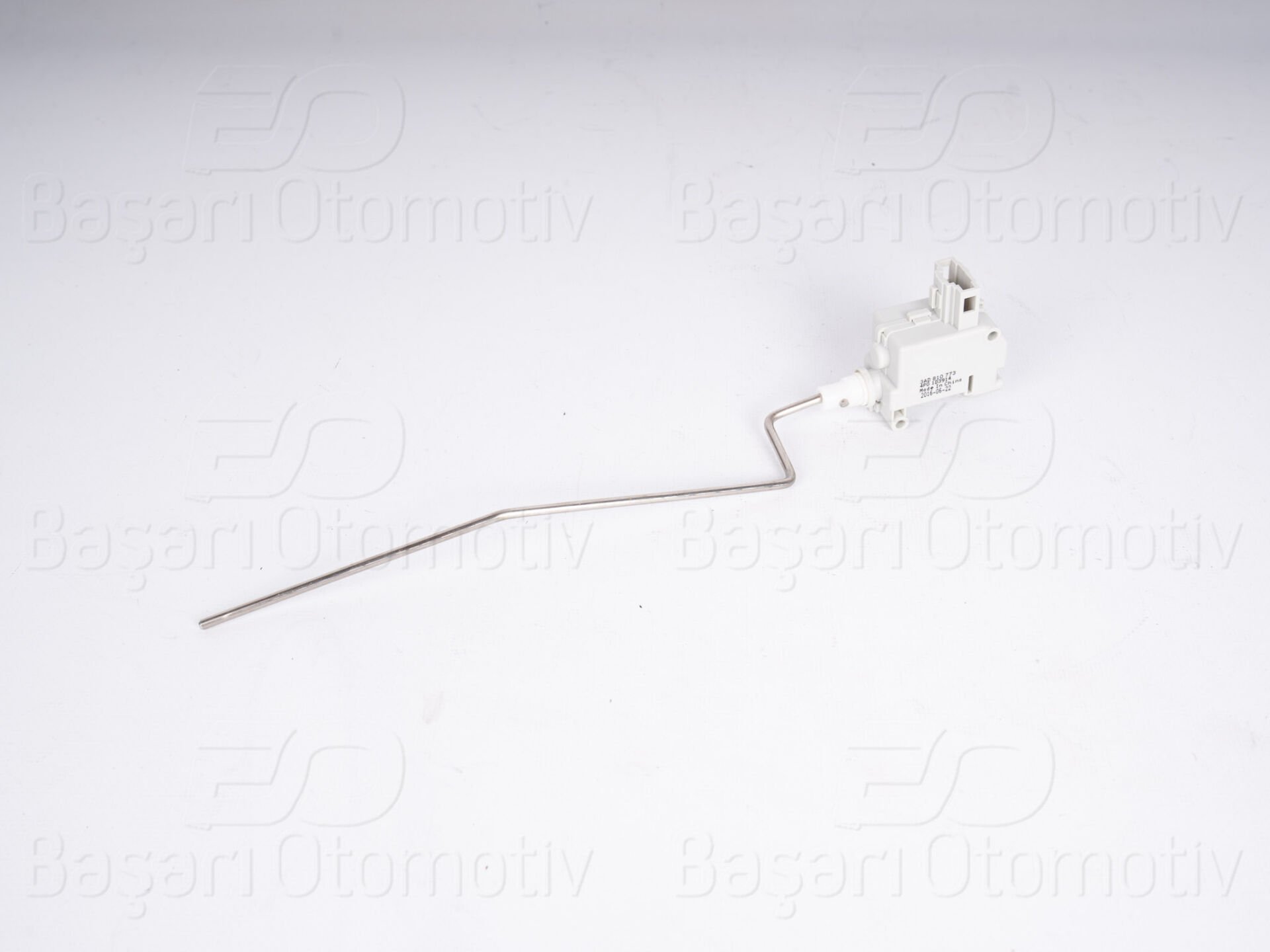 Volkswagen Golf Passat Audi A3 A4 A6 1996-2014 Uyumlu Yakıt Depo Kilit Mekanizması