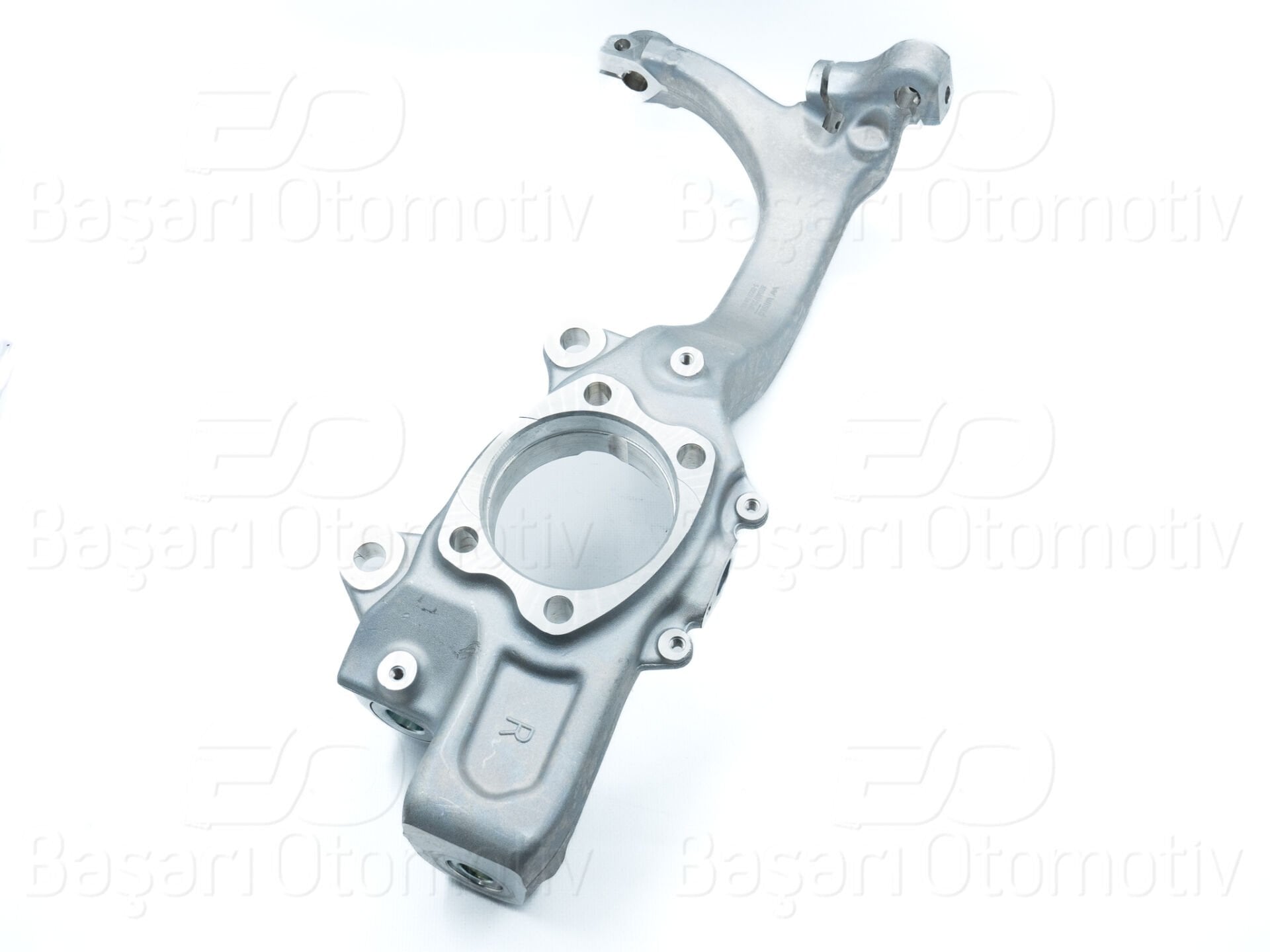 Audi A4 1.9 TDI 2000-2005 Ön Aks Taşıyıcı Sağ