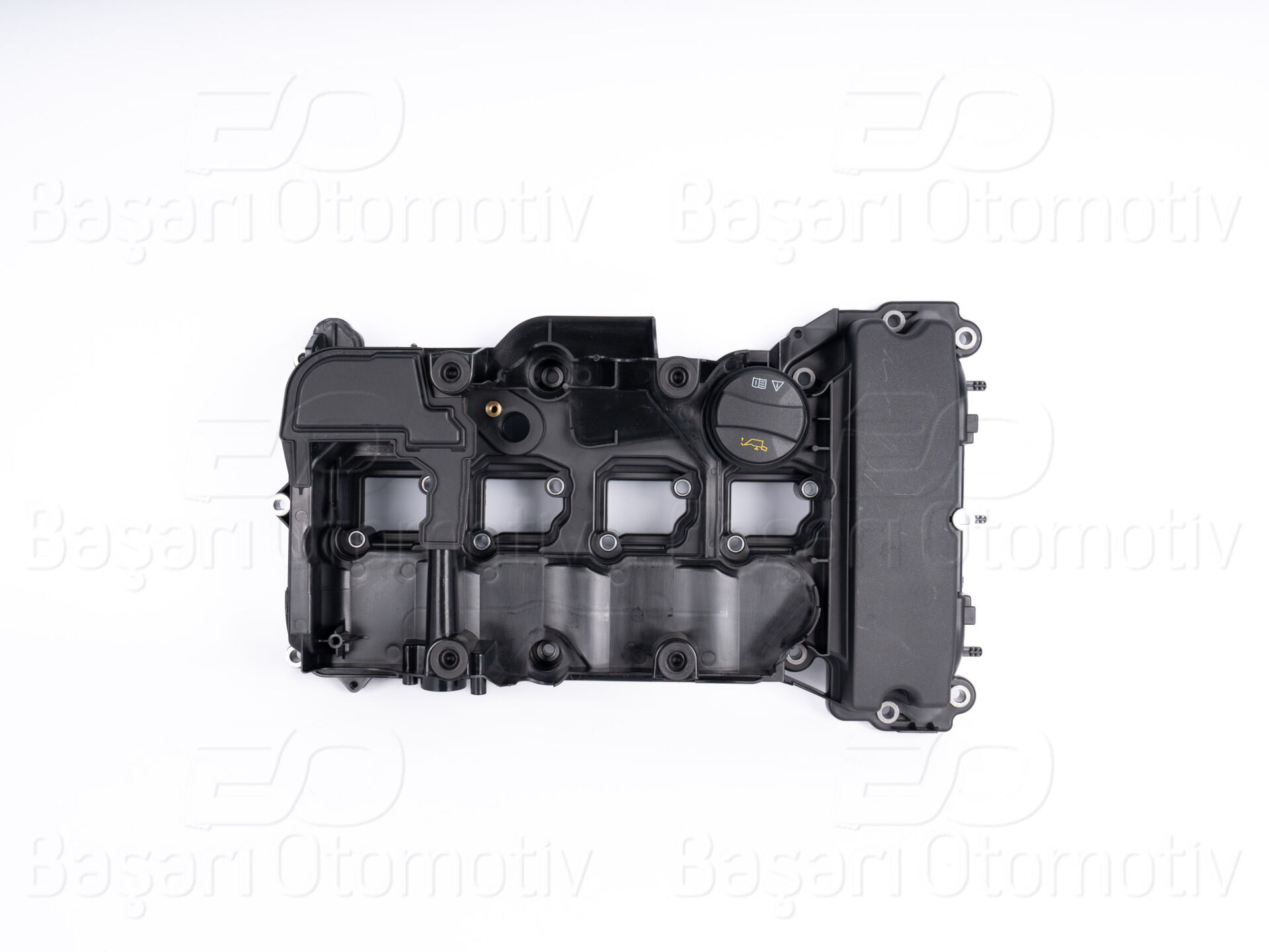 Mercedes-Benz C Serisi (W204) C180 2007-2014 Kulbütör Kapağı Plastik (Contalı)
