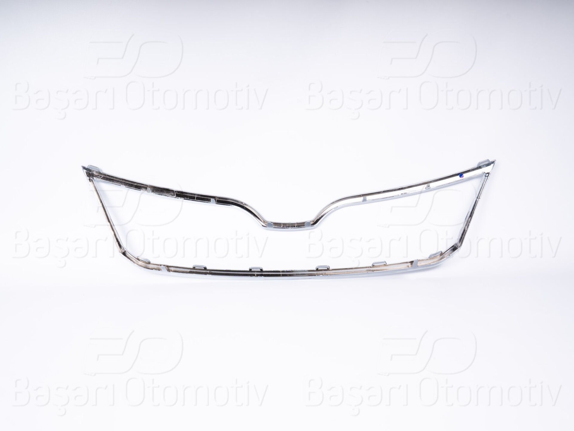 Skoda Rapid Nikelajlı Panjur Çerçevesi