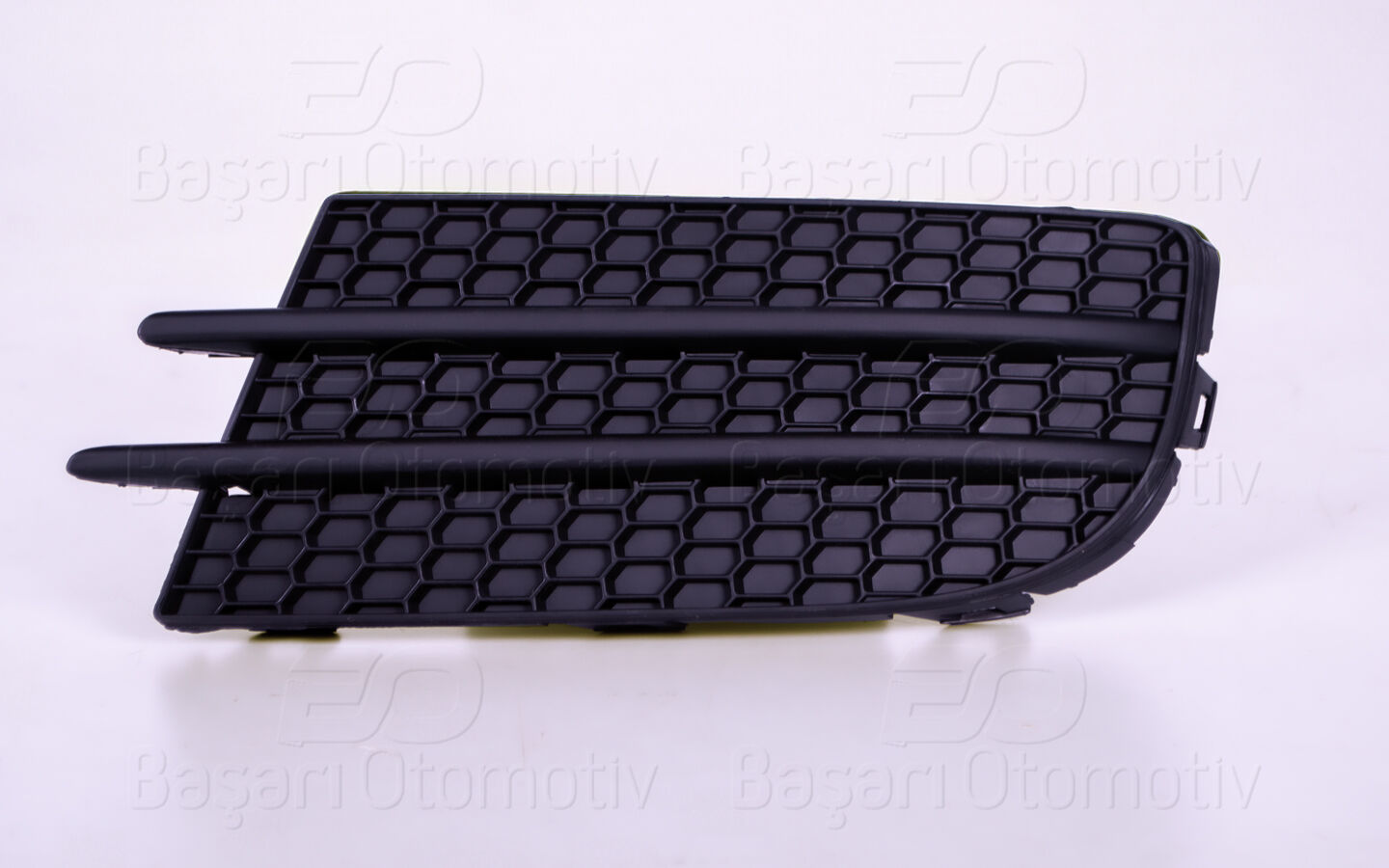 Volkswagen Tiguan 2012-2016 Sol Sissiz Tampon Izgarası