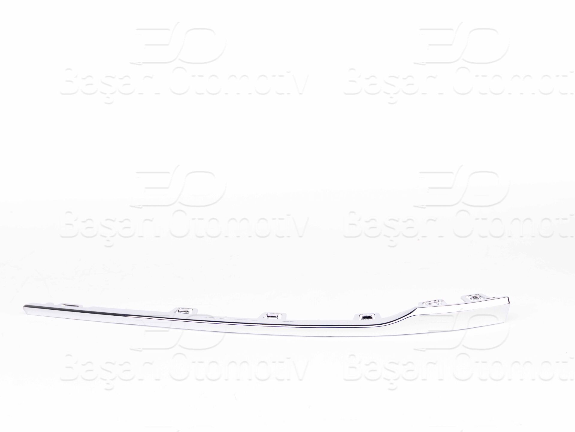 Volkswagen Passat B8 Nikelajlı Ön Sol Tampon Çıtası