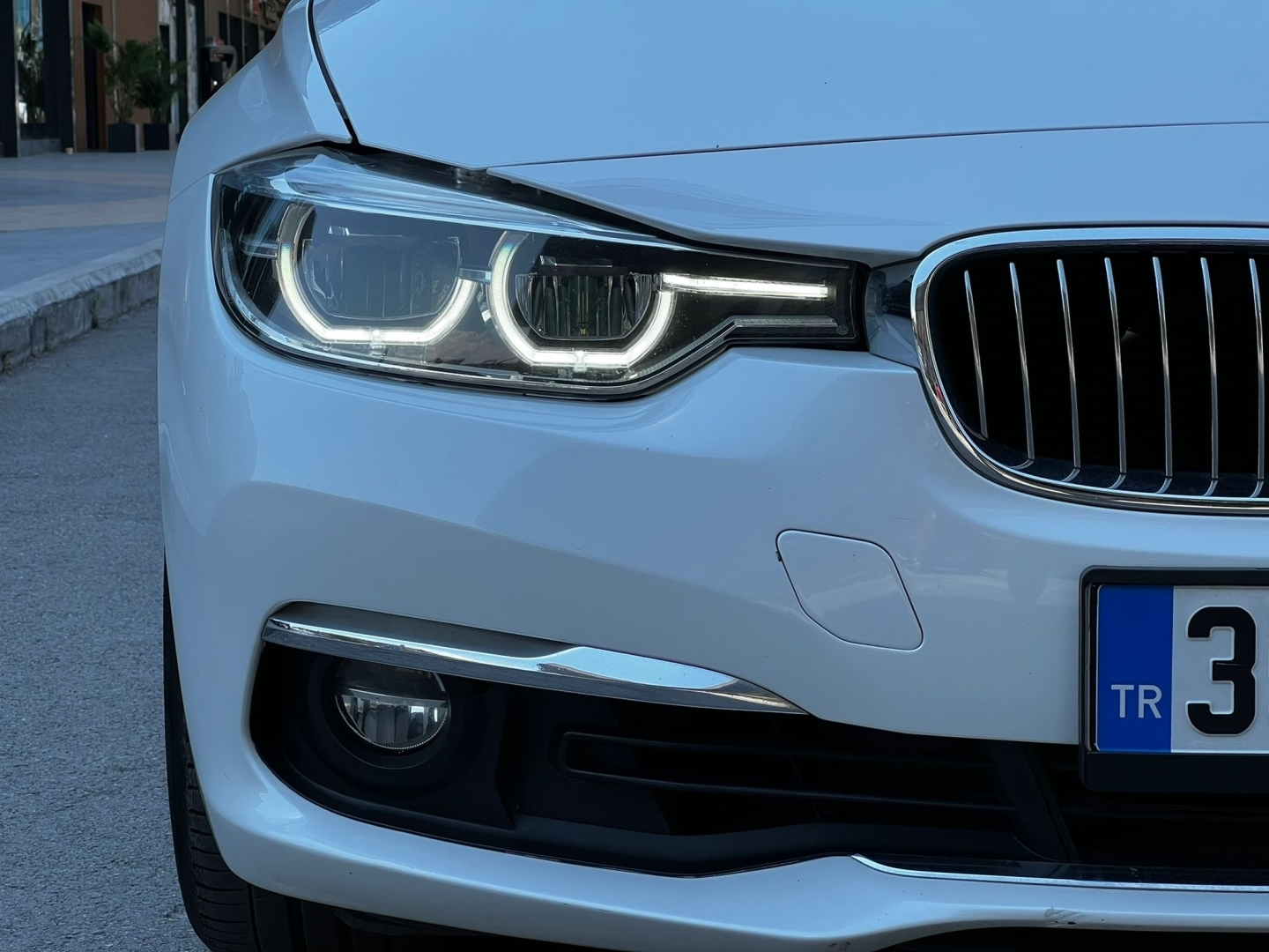BMW 3 Serisi F30 LCI Facelift Uyumlu Led Far