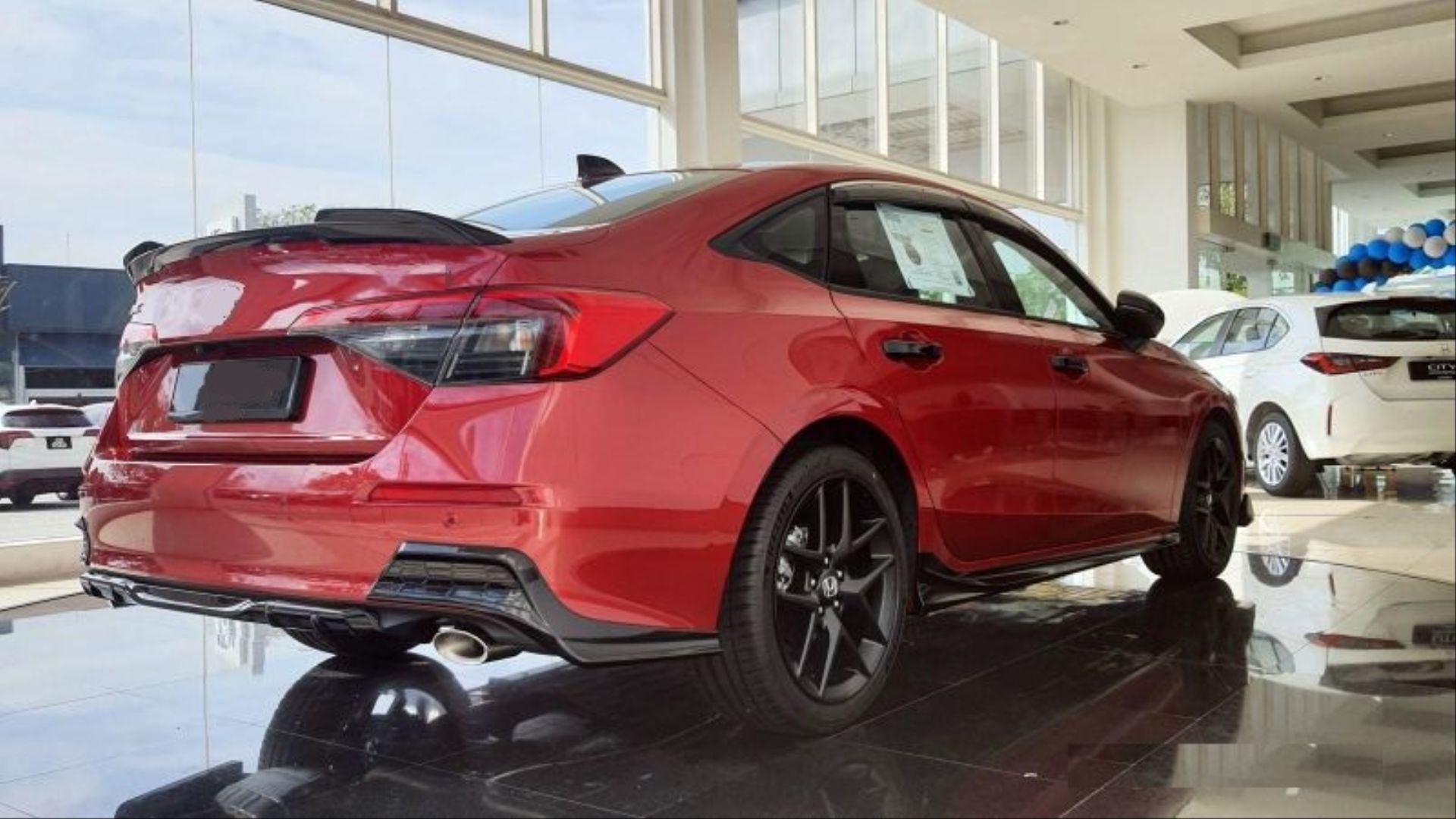 Honda  Civic FE1 2022 Uyumlu Aero Difüzör- Piano Black