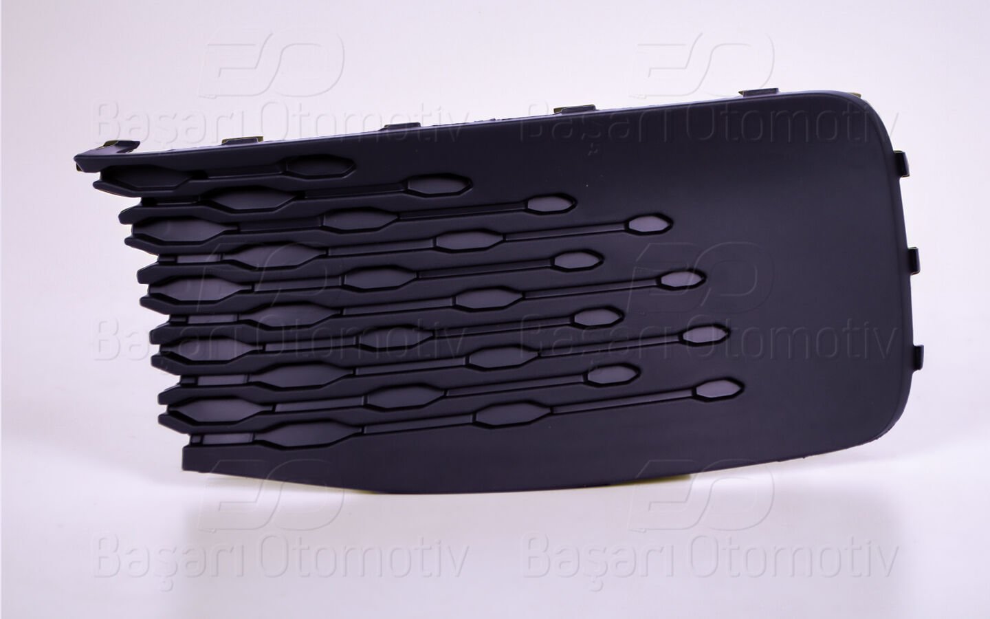 Volkswagen Caddy 2021 Sonrası Tampon Izgarası Sağ Sissiz