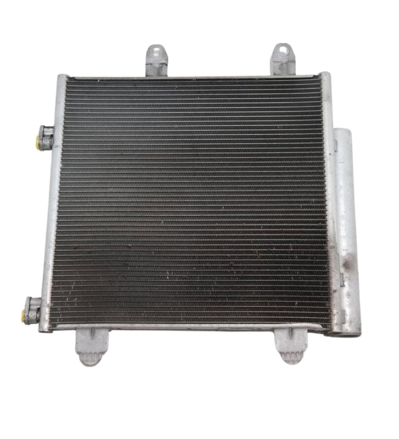 Citroën C1 Peugeot 108 Toyota Aygo 1.0 1.2 VTI 2014 Sonrası Klima Radyatörü 386X351X16