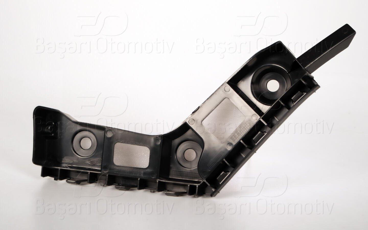 Volkswagen Golf 7 7.5 2013 ve Sonrası Arka Sağ Tampon Braketi