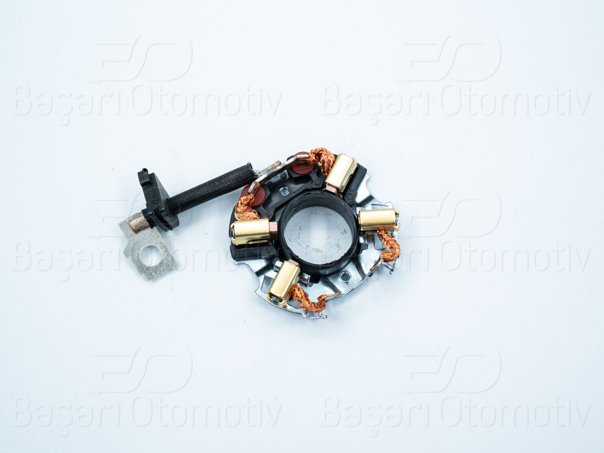 Volkswagen Passat B5 1996-2005 ve Skoda Superb 1 2001-2008 Uyumlu Marş Kömür Yuvası